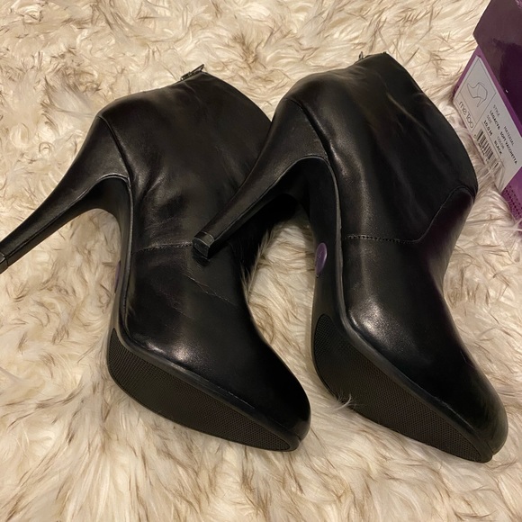 Me Too Legacy6 - Picture 5 of 6